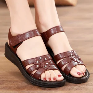 Luxury Women'S Shoes Bohemian Style And Comfortable Ladies Shoes Fashion Go Hiking Non Slip Outdoor Shoes صنادل بكعب