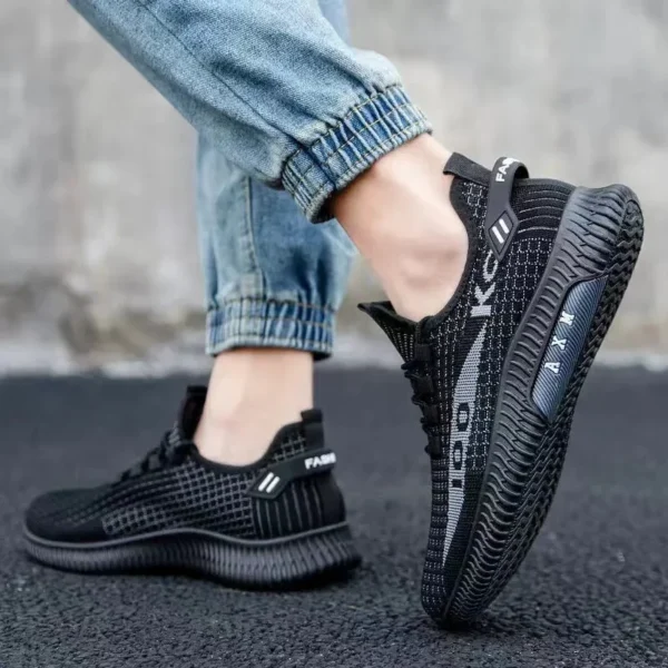 Net shoes a slip-on men's sports shoes net shoes breathable lazy shoes light soft sole casual shoes men's shoes new - Image 4