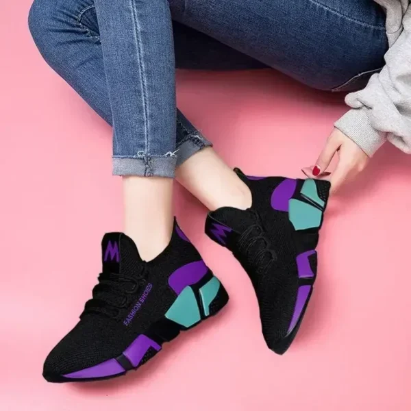 Fashionable and simple new women's shoes, comfortable women's shoes, spring and autumn lace-up comfortable light sports shoes - Image 2